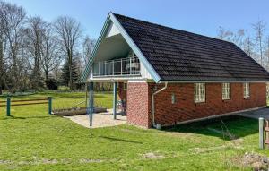Nice Home In Roslev With Wifi