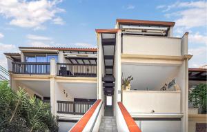 Beach Front Home In Saint-Cyprien Plage