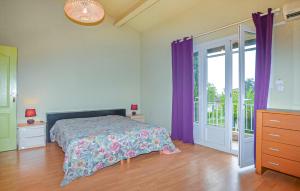 Maisons de vacances Villa Piscine Privee : photos des chambres