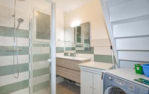 Maisons de vacances Villa Piscine Privee : photos des chambres