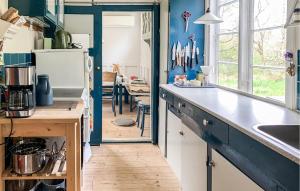 Cozy Home In Knebel With Wifi