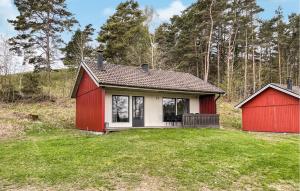 2 Bedroom Amazing Home In Degeberga - 3hvězdičkové hotely ve městě Degeberga