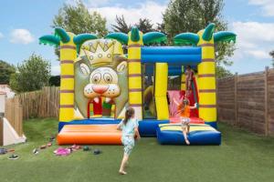 Campings Camping 4 etoiles - Piscine - efceih : photos des chambres