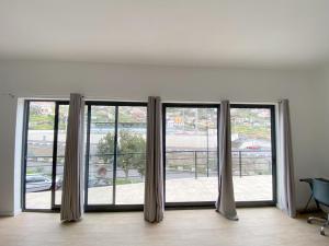 Machico flat center near beach w parking