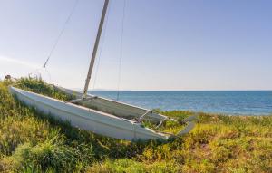 5 Bedroom Stunning Apartment In Trappeto