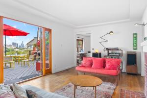 The Robinson Tree House in Silver Lake