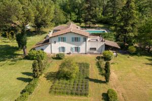 Villas Spacious villa in Tourrettes-sur-Loup with Private Lake access Sleep 16 : photos des chambres