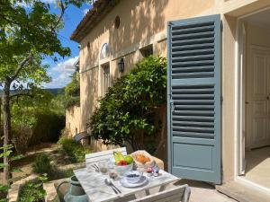 B&B / Chambres d'hotes Domaine Picasso : photos des chambres