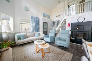 Kallan Pore Incl WiFi, AC, balcony, Gas grill, Jacuzzi for extra fee