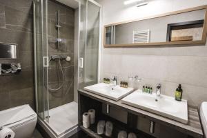 ARIETES MARMONT Resort