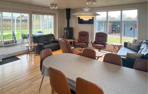 Cozy Home In Fårevejle