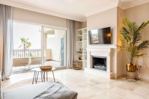 Sea & Sun Hills Views Pool Jacuzzi