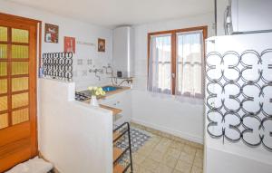 Appartements Nice Apartment In Vico : photos des chambres