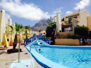 Lovely sunny apartment -Emanuela Mareverde