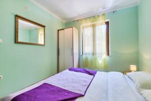 Apartments Ady