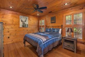 The Buckhorn by Stony Brook Cabins