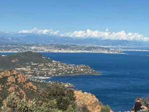 Studio with pool and tennis