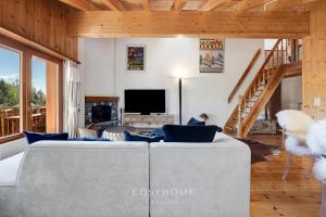 Santa Fe l View l Duplex l By CosyHome