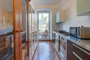 Sea view apartment Vindobona 2 modern stay with parking in Mali Lošinj Center