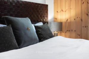 Santa Fe l View l Duplex l By CosyHome - 4hvězdičkové hotely ve městě Crans-Montana