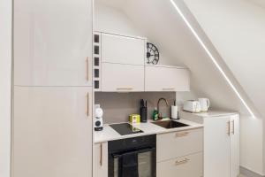 Hendon Studio At Tube Station