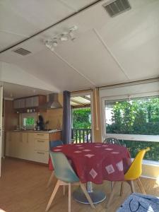Campings Camping Pommiers des Trois Pays : Mobile Home