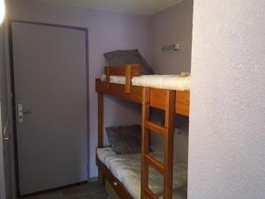 Studio Cabine 4 Pers. - Balcon, Parking Couvert, à 50m des Pistes - FR-1-404-209