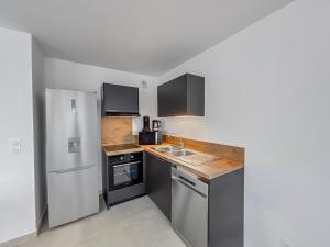 Maisons de vacances Grande Terrasse & Parking - a Vias : photos des chambres