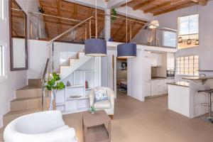 Full Sea View Penthouse with Panoramic terrace