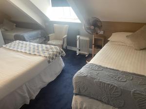 Standard Family Room room in Diamonds Inn