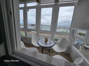 Muxía Apartamento enfrente al puerto, 4 personas