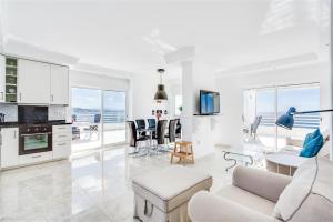 Impresionante ático en primera linea de playa