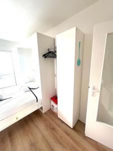 Les Pieds dans leau avec parking