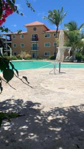 Tranquil 3 Bedroom Apartment - Pool & Private Beach Access