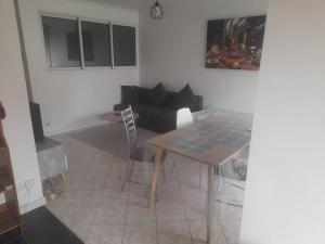 Appartements Appartement calme & proche Paris : photos des chambres