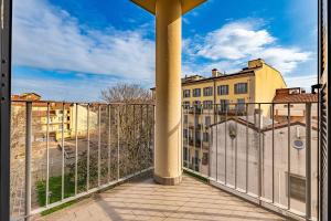 The green courtyards of the Navigli
