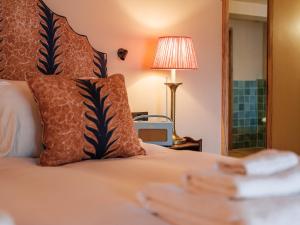 Suite with Garden View room in The Stump