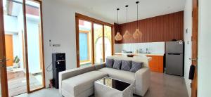 Summer Villa Bougenville