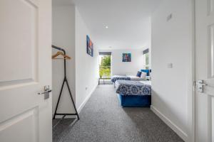 free parking,Top location, Shops