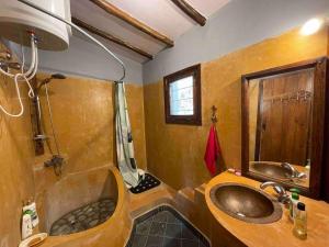 Three Oaks Hartola, Nainital