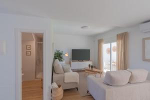 Serena Silgar by Villalia