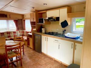 Charmant Bungalow avec piscine et emplacement voiture