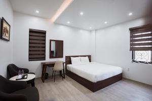 The Eastern Hotel & Apartment