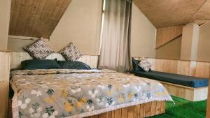 Sparrows Whisper Resort