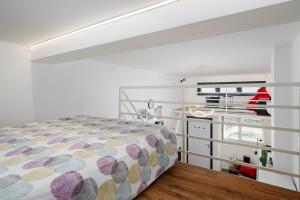 NEW - Loft 4 pax - 50m from Metro - Private Entry
