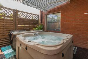 Lazurowy Dwór by Grand Apartments - jacuzzi, sauna i wiele innych atrakcji w budynku