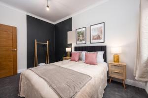 Stylish 3BR Home near Hospital and Auckland Castle