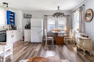 Cozy Andes Cabin with Scenic Views