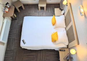Hotels Le Cap Hornu : photos des chambres