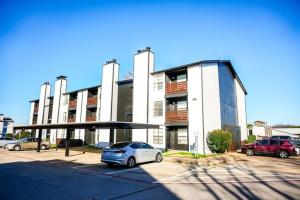 The Landry 178 Spacious and Cozy 2 Bedroom 1bth